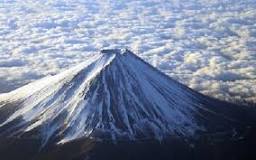la montaña más alta de japón
