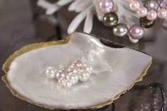 ¿Cómo se consiguen perlas naturales?